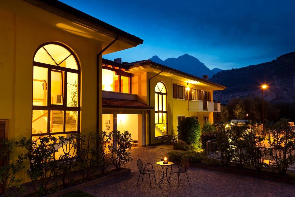 Casa Carla Aparthotel Torbole Sul Garda Εξωτερικό φωτογραφία